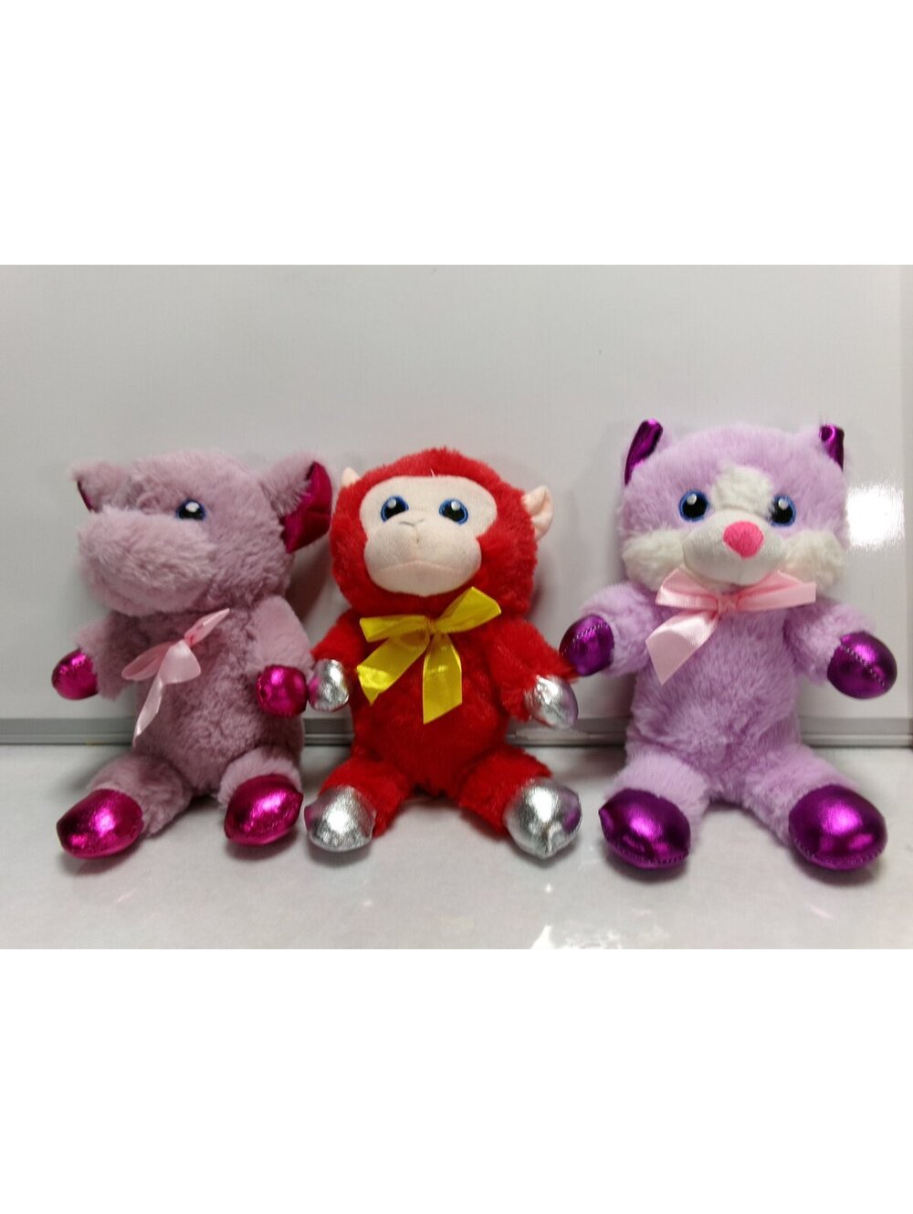 World Plush Lot of 3 Stuffed Animals Pig Monkey Cat Metallic Feet